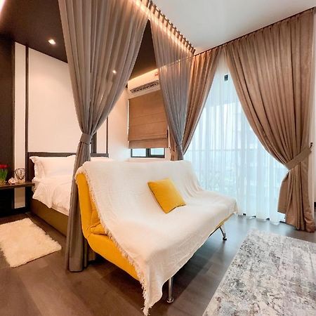 Aurora Vista Homestay Bangi At Vista Bangi With Wifi Netflix Gym Sauna Coway Swimming Pool-River View カジャン エクステリア 写真