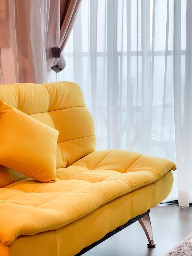 Aurora Vista Homestay Bangi At Vista Bangi With Wifi Netflix Gym Sauna Coway Swimming Pool-River View カジャン エクステリア 写真