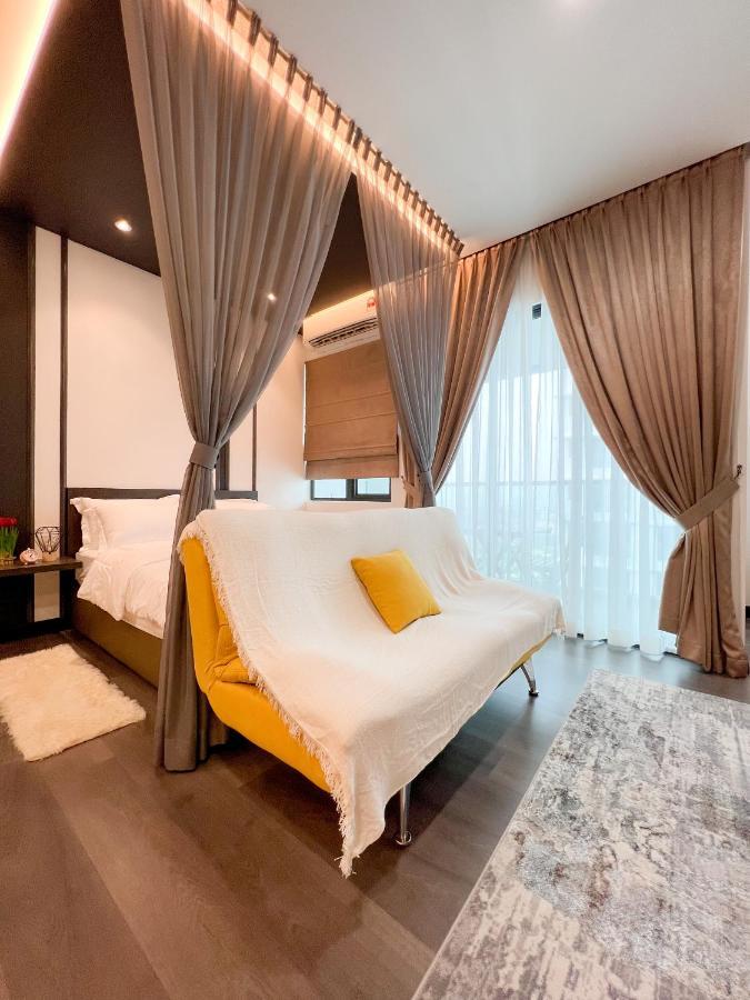Aurora Vista Homestay Bangi At Vista Bangi With Wifi Netflix Gym Sauna Coway Swimming Pool-River View カジャン エクステリア 写真