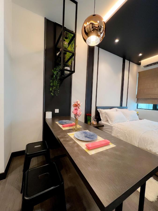 Aurora Vista Homestay Bangi At Vista Bangi With Wifi Netflix Gym Sauna Coway Swimming Pool-River View カジャン エクステリア 写真