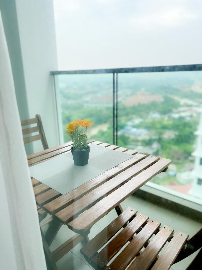 Aurora Vista Homestay Bangi At Vista Bangi With Wifi Netflix Gym Sauna Coway Swimming Pool-River View カジャン エクステリア 写真