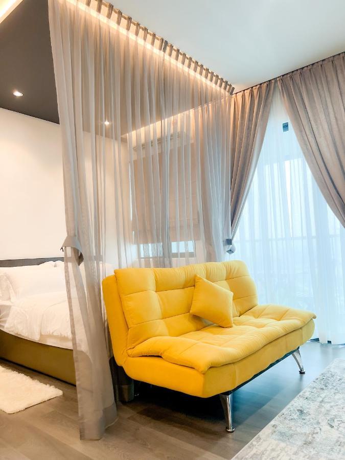Aurora Vista Homestay Bangi At Vista Bangi With Wifi Netflix Gym Sauna Coway Swimming Pool-River View カジャン エクステリア 写真