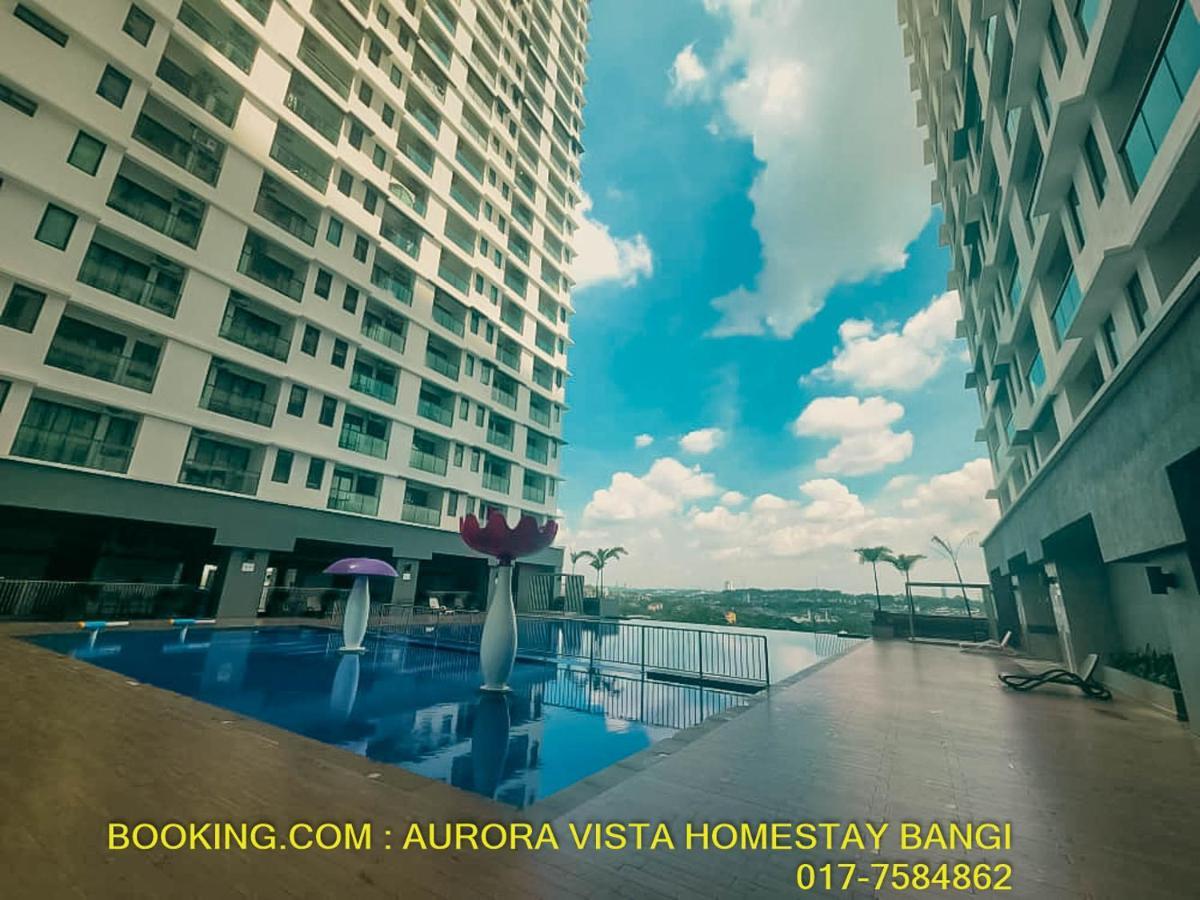 Aurora Vista Homestay Bangi At Vista Bangi With Wifi Netflix Gym Sauna Coway Swimming Pool-River View カジャン エクステリア 写真